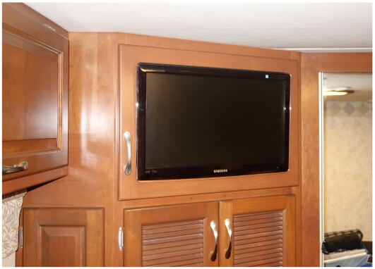 rv-bedroom-tv-cabinet-mount RV bedroom TV cabinet mounted